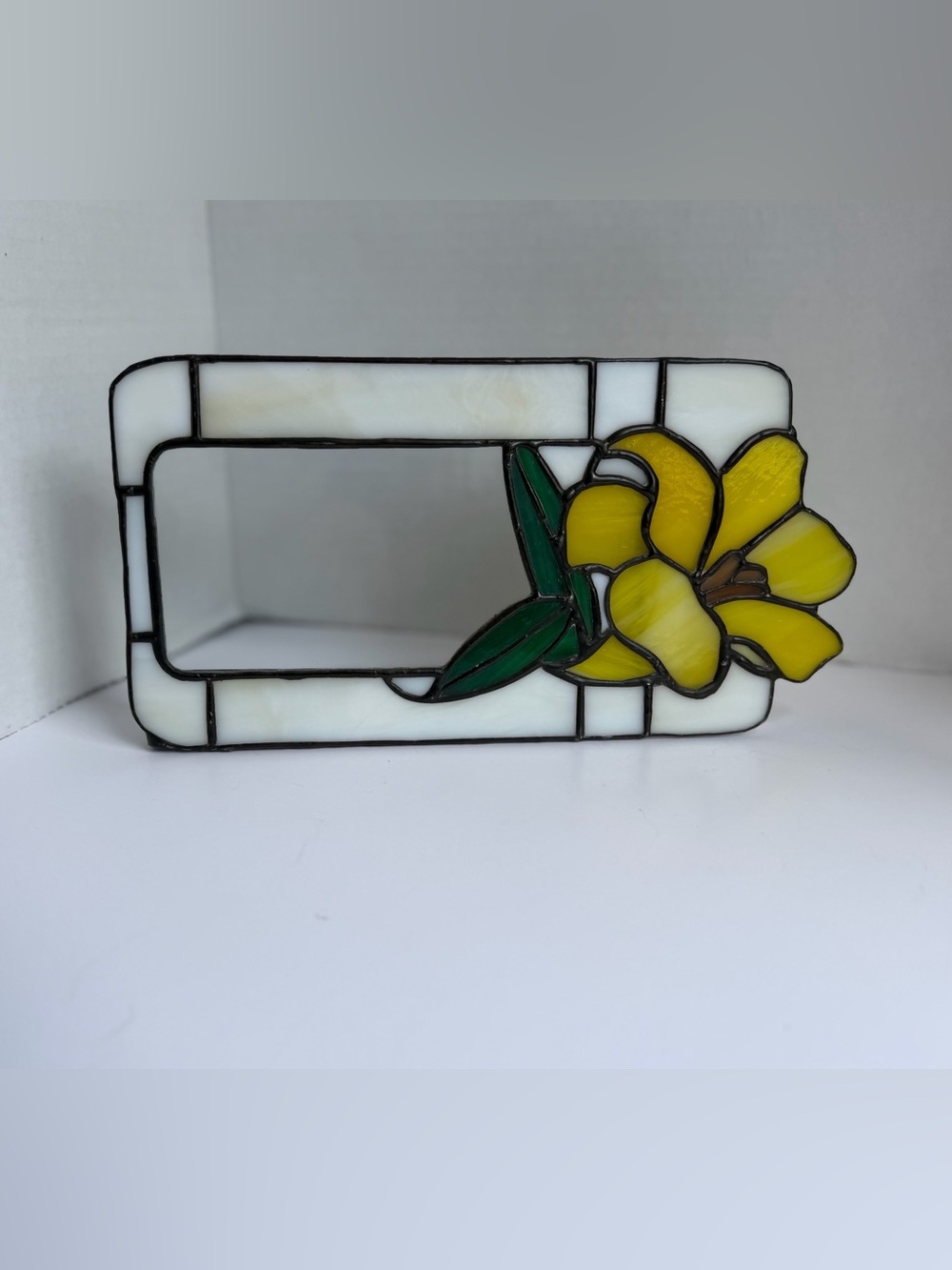 Stained Glass Tiffany Style Photo Frame 3x5 Lily Flower Floral White Yellow Vtg - Picture 2 of 13